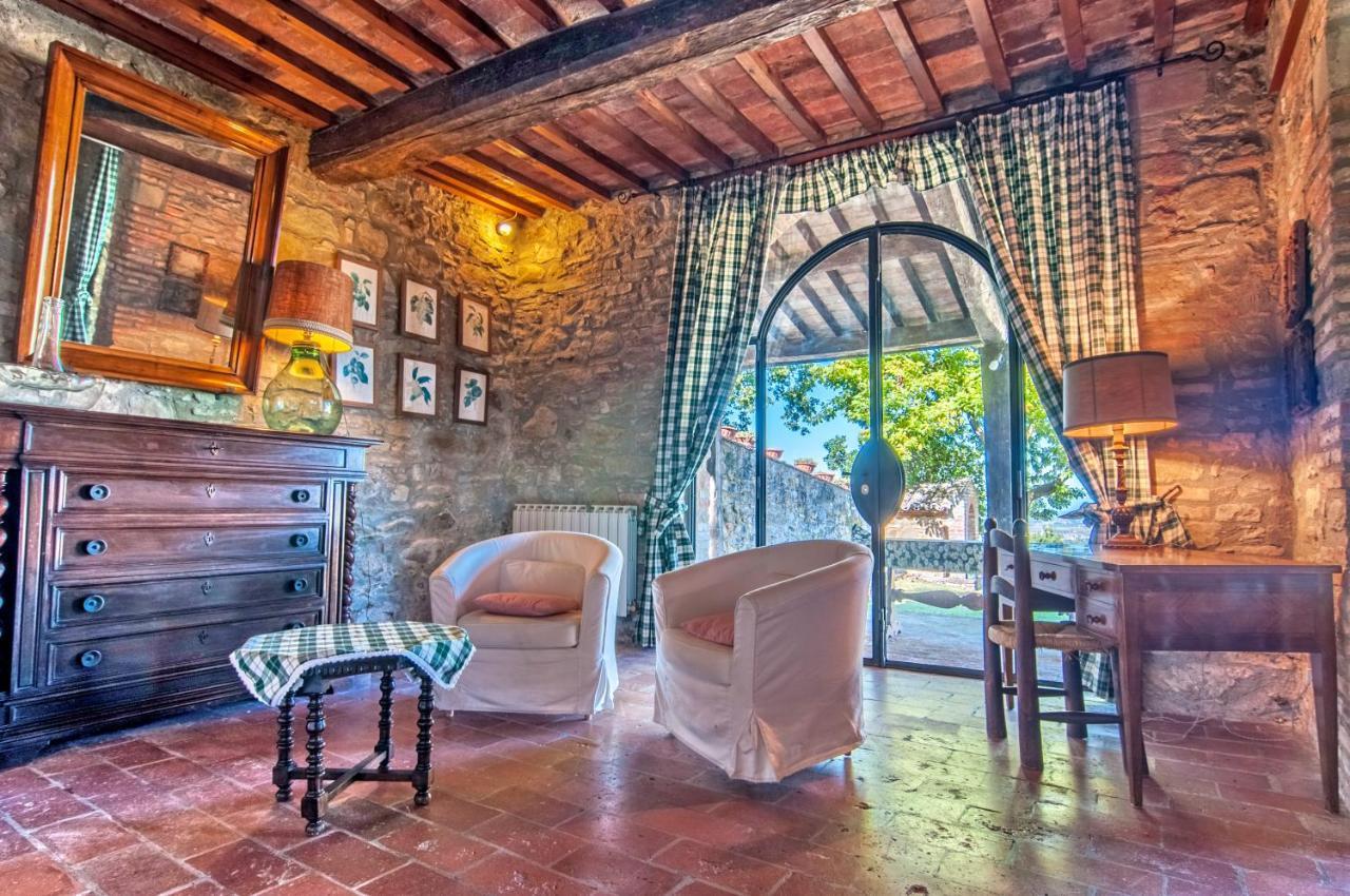 Agriturismo I Frati Paciano Екстериор снимка