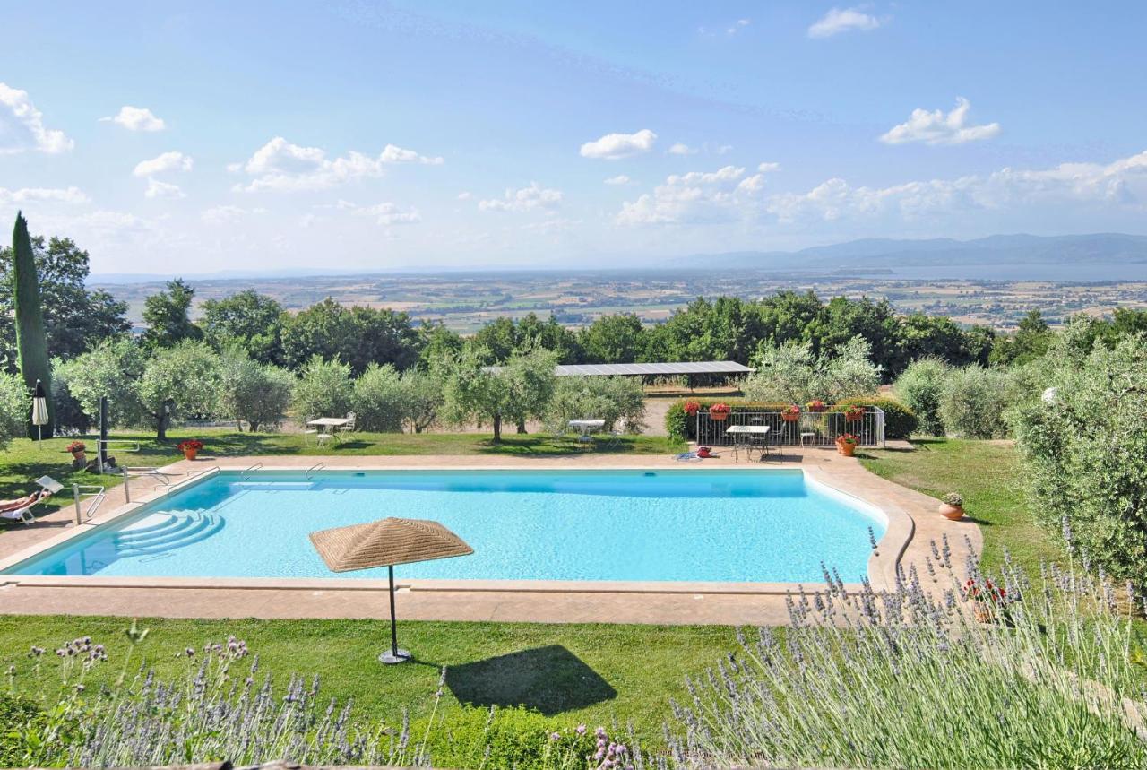 Agriturismo I Frati Paciano Екстериор снимка