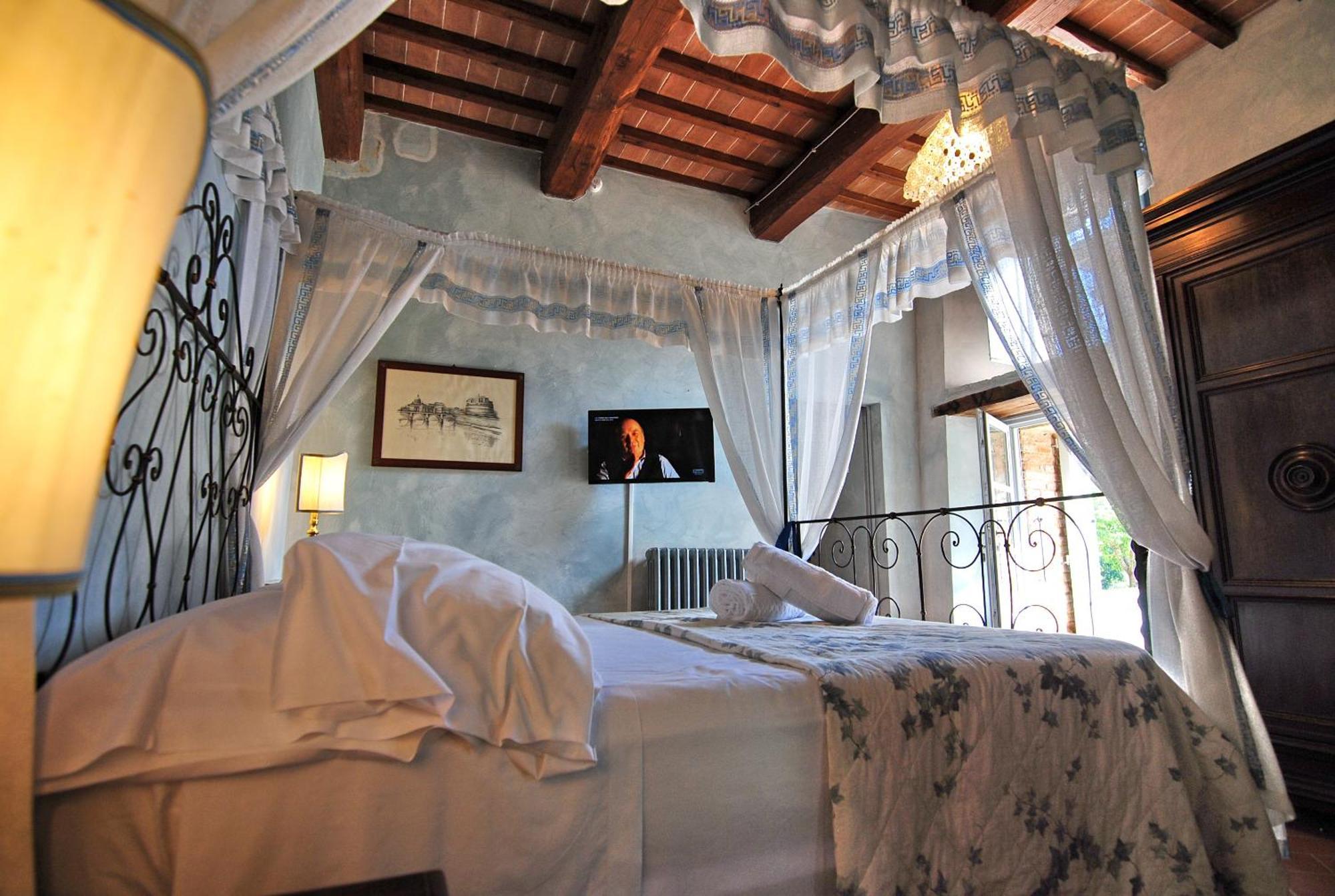 Agriturismo I Frati Paciano Екстериор снимка