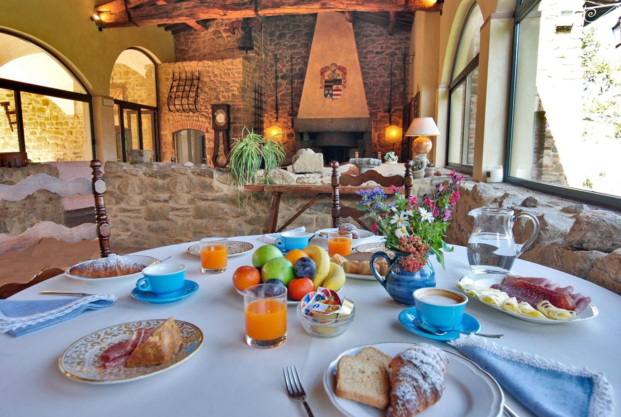 Agriturismo I Frati Paciano Екстериор снимка